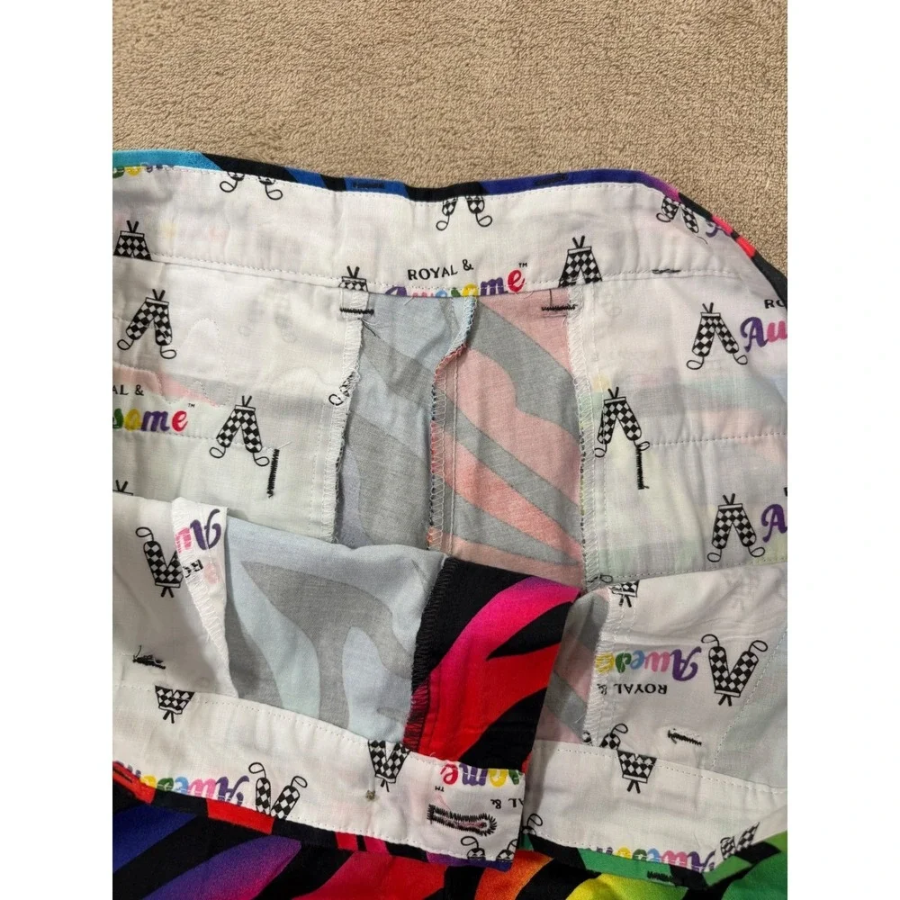Royal & Awesome Mens Rainbow Zebra Golf Shorts size 38 Multi Color Stretch EUC‎